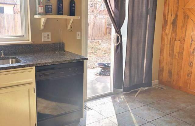 17620 E Utah Pl Gallery 4