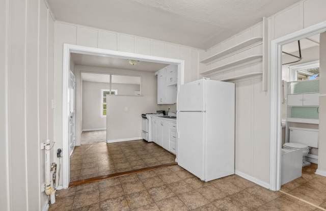 2 bedroom 1 bath home in Indianola Gallery 4