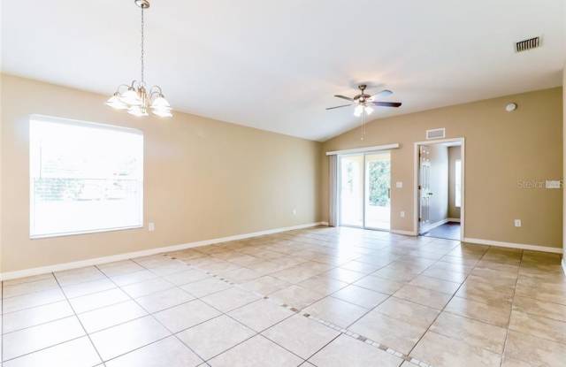 4110 CONSTANTINE LOOP Gallery 2