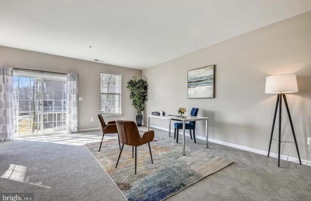 903 DORCHESTER COVE Road Gallery 4