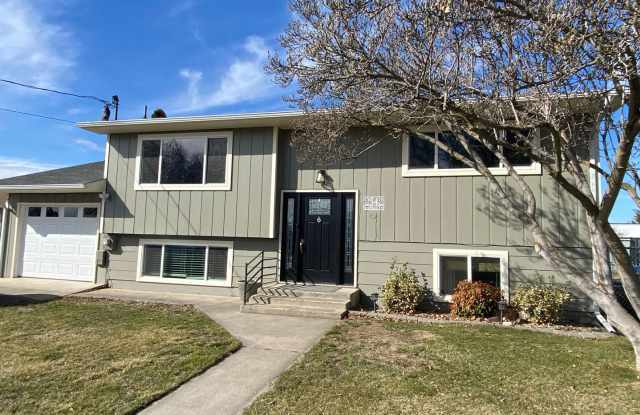 4-bedroom / 2 bath Home located in a Heights area in Clarkston, WA photos photos