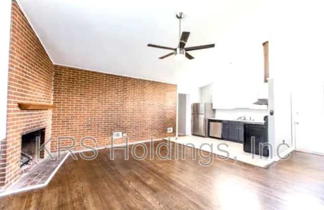 103 Middleboro Place Gallery 3