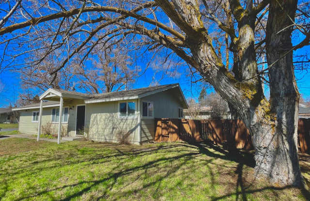 3 Bedroom, 2 Bath - Single Family House 605 Saint Francis photos photos