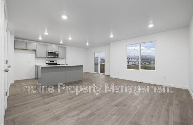 282 N Tack Ln Gallery 2