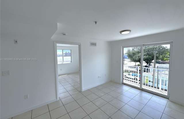 2401 NW 23 St photos photos