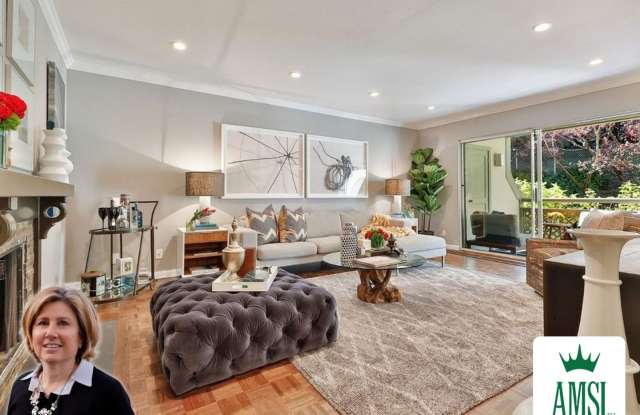 Remodeled 2bd/2ba in Stellar Location with Parking photos photos