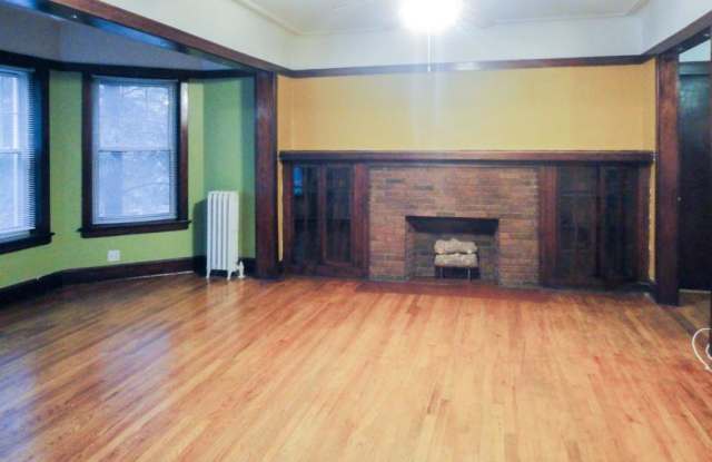 3823 North Lawndale photos photos