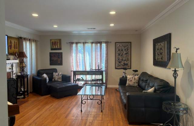 2621 Purdue Avenue photos photos