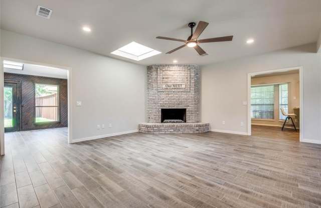 3829 Townbluff Drive Gallery 4