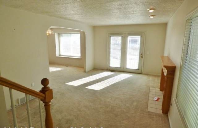 748 E Village Way North Gallery 3