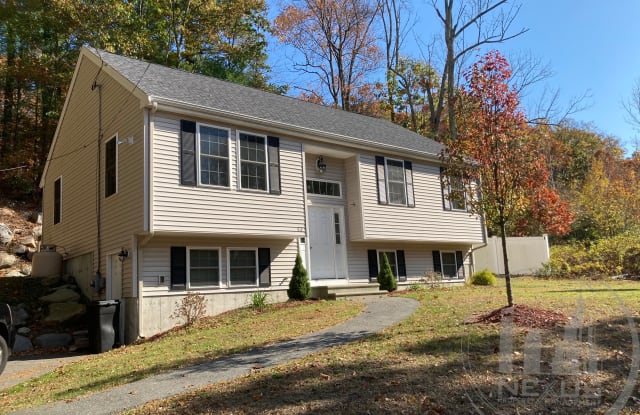 62 Blackstone St - 62 Blackstone Street, Worcester County, MA 01504