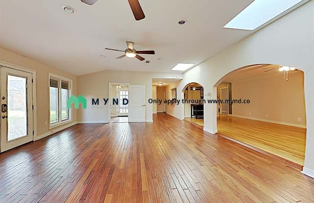 7922 Westwood Dr Gallery 4