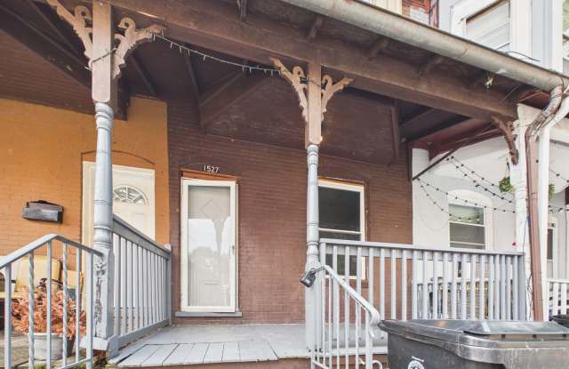 3 Bedroom Single Family Home on Naudain St Gallery 3