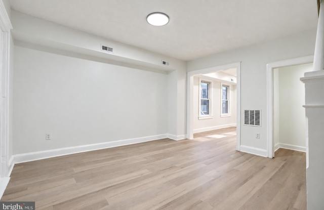 2801 QUANTICO Avenue Gallery 3