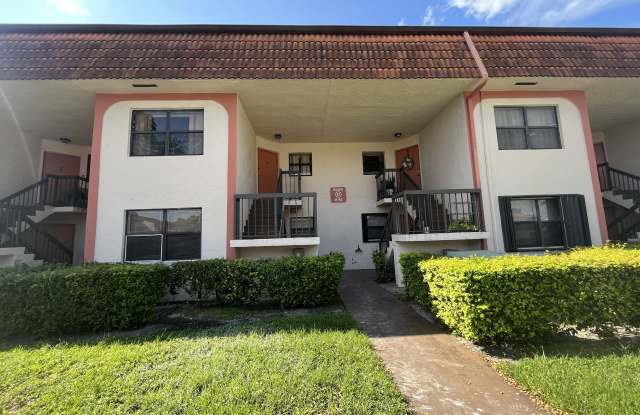 842 NE 209th St #103 photos photos