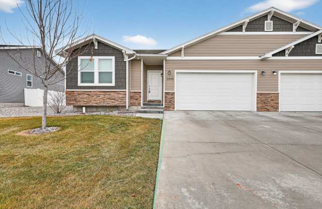 4 bed 3 bath twin home in Idaho Falls 2 sets of washer and dryers are included in this unit photos photos