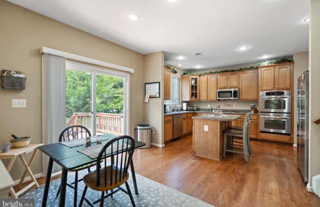 2013 TAYLOR GRACE Court photos photos 2013 TAYLOR GRACE Court photos photos