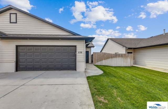**Coming soon in May** Newer 3 bedroom 2 bath Duplex in Goddard photos photos