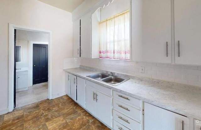 131 Emerson St photos photos