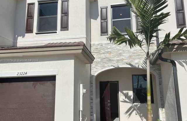 23224 Sw 131 COURT - 23224 Southwest 131st Court, Princeton, FL 33032