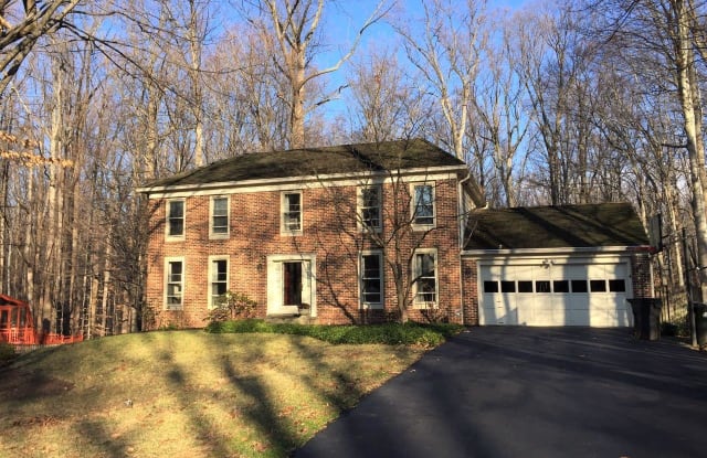 748 RIDGE DRIVE - 748 Ridge Drive, McLean, VA 22101
