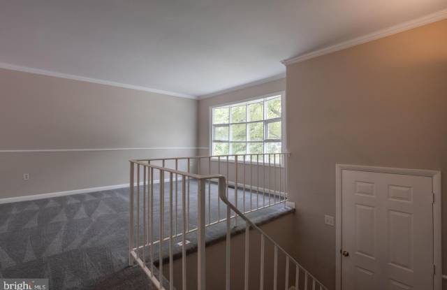 5592 SHANNON Court Gallery 4