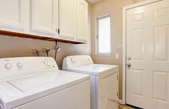 8349 Kaula Dr Gallery 2
