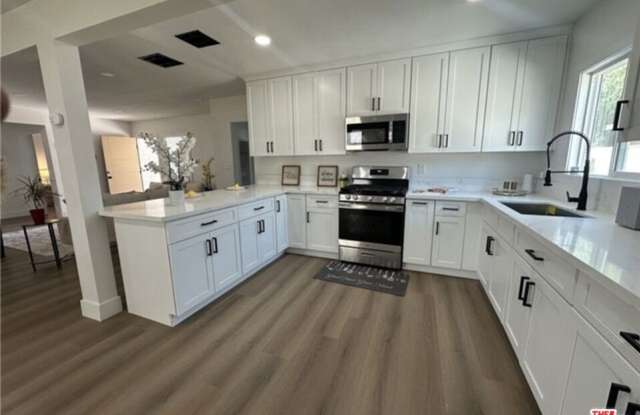 1598 W 7th St photos photos
