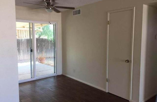 2308 N 51ST Place Gallery 3