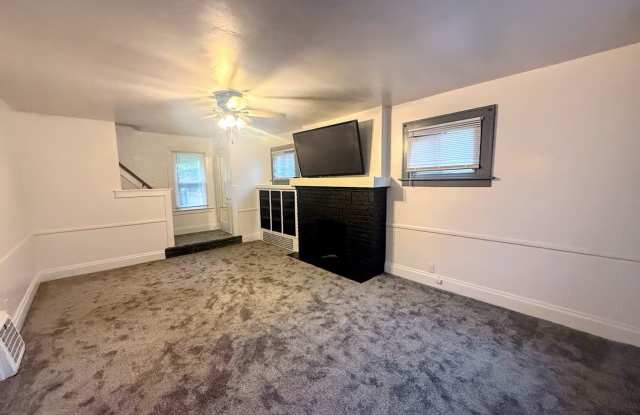 3 Bedroom, 2 Bathroom Home for Rent. Gallery 3