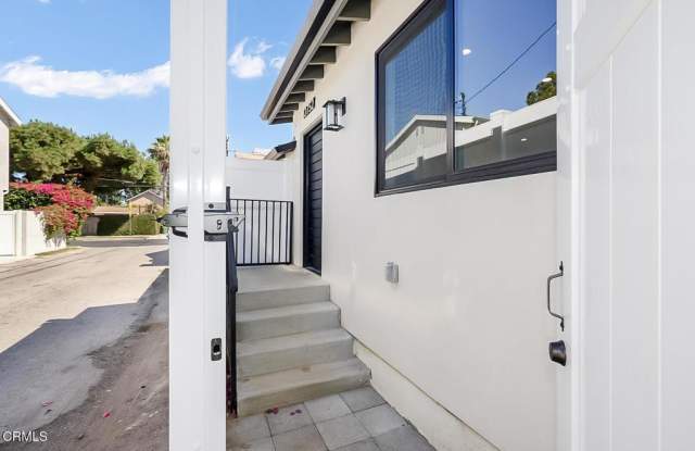 2752 S Westwood Boulevard photos photos