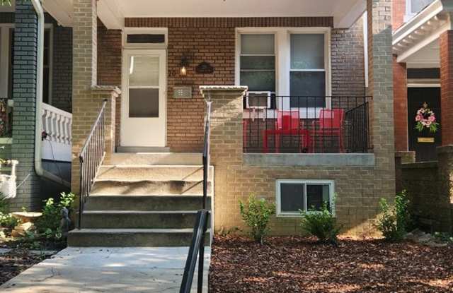 Lovely 3 bedroom home near Howard Universtiy in the Ledroit Park neighborhood photos photos