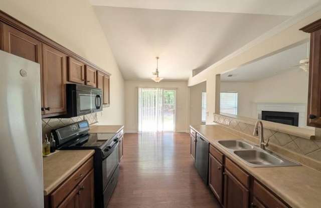 1187 Balvaird Drive Gallery 2