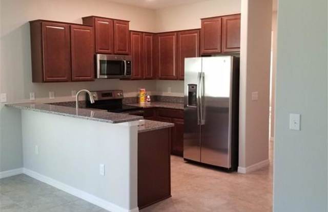 9744 Pembrooke Pines DR Gallery 3