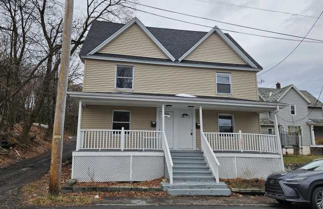 1515 Brick Avenue photos photos