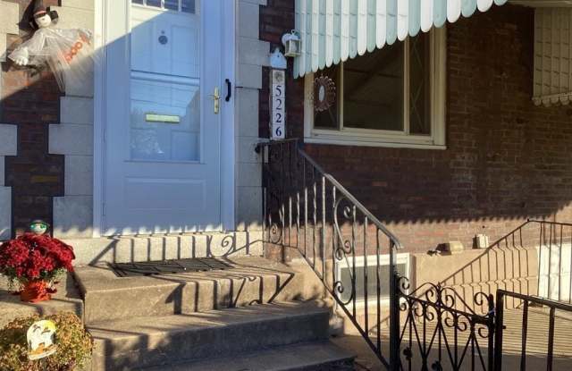 5226 GRAMERCY DRIVE Gallery 1