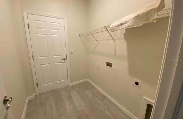 203 JENNIFER Drive Gallery 4