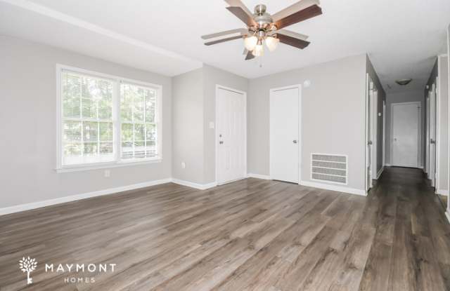 7671 Mendelwood Drive Gallery 3