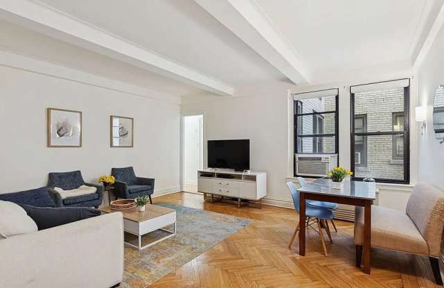 140 E 81st St Apt 9C Gallery 1