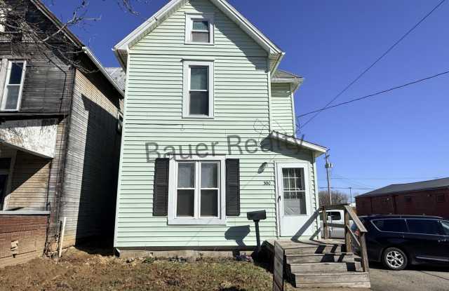 Three Beds, 1.5 Baths photos photos