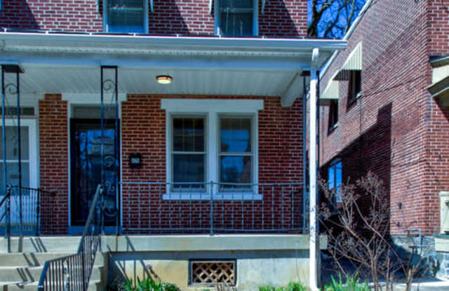 625 Hamilton Street Gallery 3