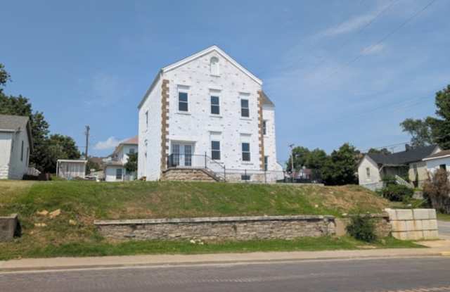 1003 Commercial St photos photos