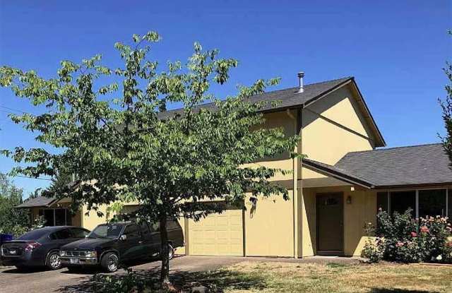 4225 Mahrt Ave Se photos photos