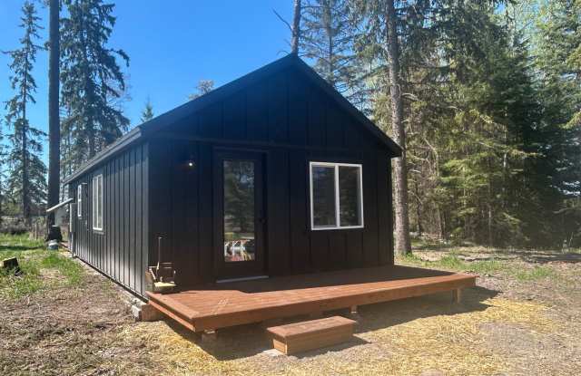 Beautiful & Private Scandinavian Designed Cabin photos photos