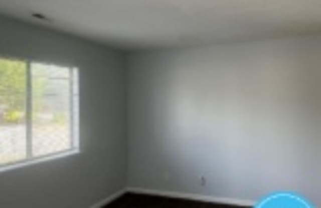 1502 Chapel Hill Road - A Gallery 4