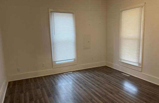 COZY 2 BEDROOM HOME Gallery 3