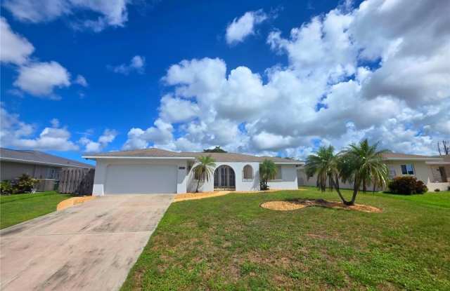 1379 CAMBRIDGE Drive Gallery 2