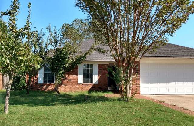2140 CEDAR OAK - 2140 Cedar Oaks Drive, Conway, AR 72032