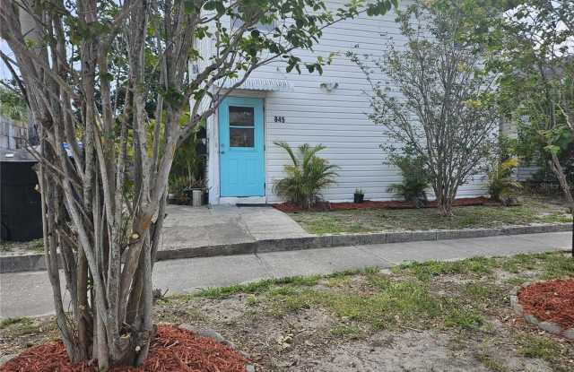 845 17TH STREET N photos photos