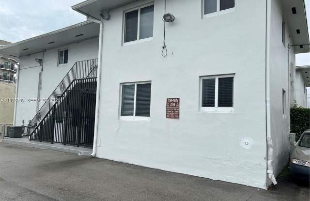 35 SW 21st Ave photos photos